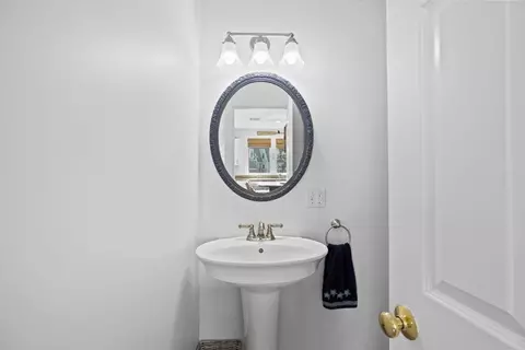 Bath - 98 Central Ave, Scituate, MA 02066 photo 1 of 4