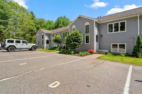 29 Cork Cir #D, Millville, MA 01529