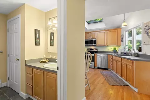 16 Bailey, Beverly, MA 01915 photo 22