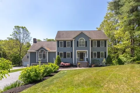 108 Franklin St, Reading, MA 01867