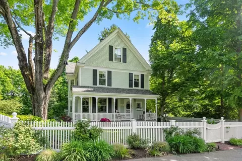 Exterior - 9 Maple Rd, Weston, MA 02493 photo 3 of 6