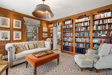 Living - 9 Maple Rd, Weston, MA 02493 photo 2 of 5