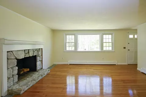 76 Field Rd, Barnstable, MA 02648 photo 5