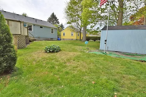 Exterior - 38 Bartlett Rd, Randolph, MA 02368 photo 11 of 12