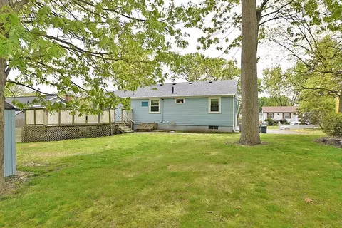 Exterior - 38 Bartlett Rd, Randolph, MA 02368 photo 9 of 12