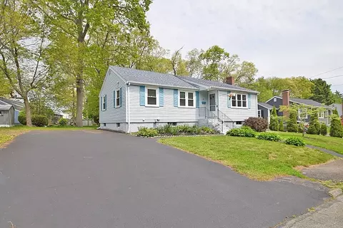 Exterior - 38 Bartlett Rd, Randolph, MA 02368 photo 3 of 12