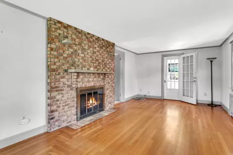 1271 Plumtree Rd, Springfield, MA 01119 photo 5
