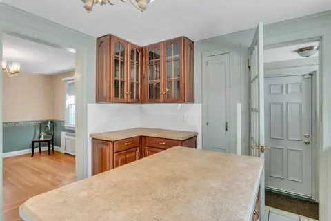 1271 Plumtree Rd, Springfield, MA 01119 photo 15