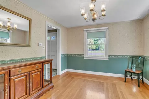 1271 Plumtree Rd, Springfield, MA 01119 photo 8