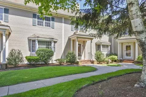 6 Powder Hill Way #6, Westborough, MA 01581