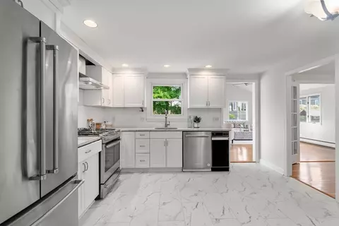 18 Julia Rd, Needham, MA 02492 photo 5