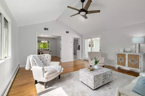 18 Julia Rd, Needham, MA 02492 photo 9