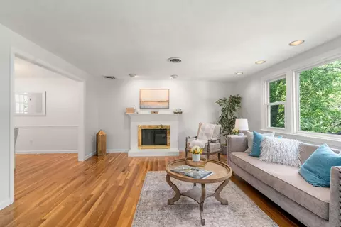 18 Julia Rd, Needham, MA 02492 photo 13