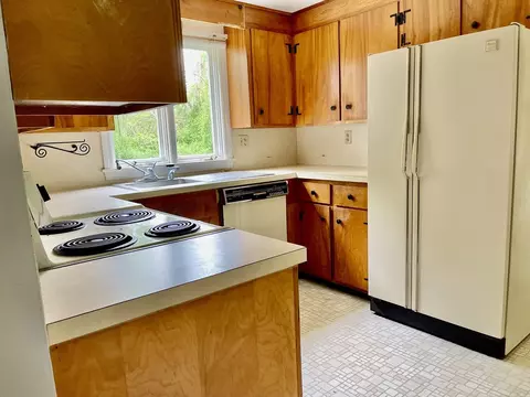 67 Elliott St, Barnstable, MA 02632 photo 9