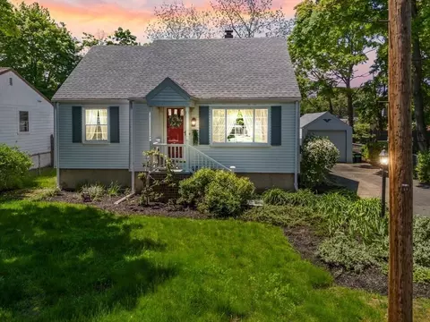19 Blueridge, Saugus, MA 01906