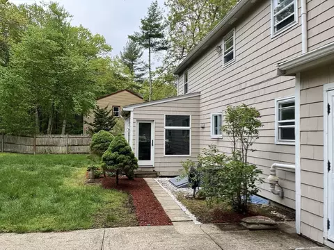 Exterior - 214 Hampton Rd, Sharon, MA 02067 photo 4 of 4