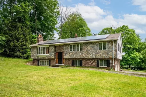 810 Birnie Ave, West Springfield, MA 01089