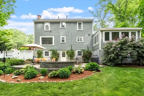 21 Oneida Rd, Acton, MA 01720 photo 2