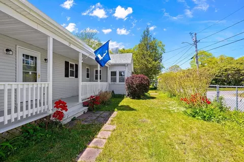 Exterior - 12 Ryder St, Wareham, MA 02532 photo 4 of 7