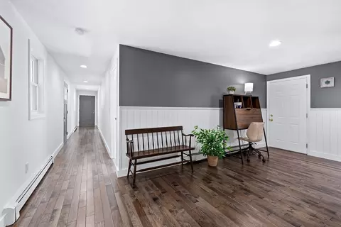Entry Way - 12 Ryder St, Wareham, MA 02532 photo 2 of 6