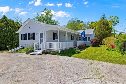 Exterior - 12 Ryder St, Wareham, MA 02532 photo 5 of 7