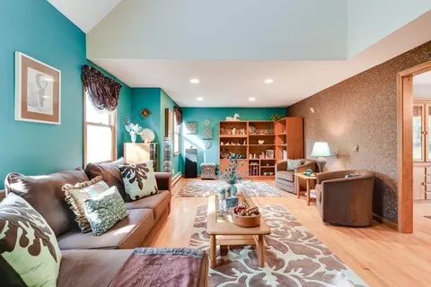 41 Coachman Ln, Barnstable, MA 02668 photo 7
