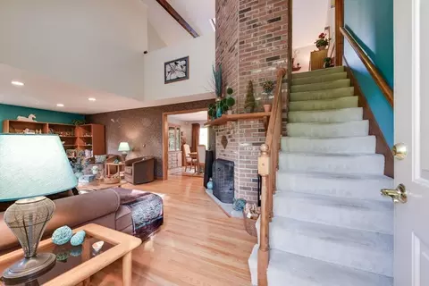 41 Coachman Ln, Barnstable, MA 02668 photo 4