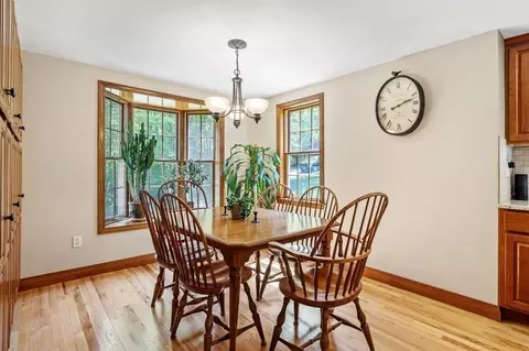 336 Putnam Hill Rd, Sutton, MA 01590 photo 8