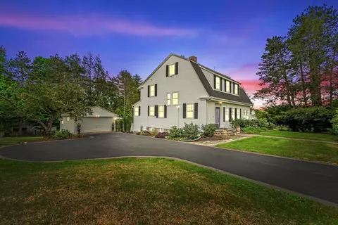 2 Brigham St, Hudson, MA 01749