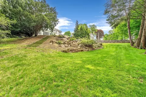 2 Brigham St, Hudson, MA 01749 photo 9
