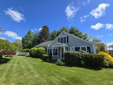653 Harvard St, East Bridgewater, MA 02333