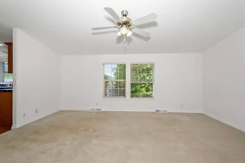 17 Constitution Ave, Warren, MA 01083 photo 10