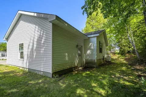 17 Constitution Ave, Warren, MA 01083 photo 20