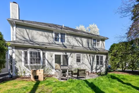 Exterior - 2 Dickson Ln, Weston, MA 02493 photo 2 of 4