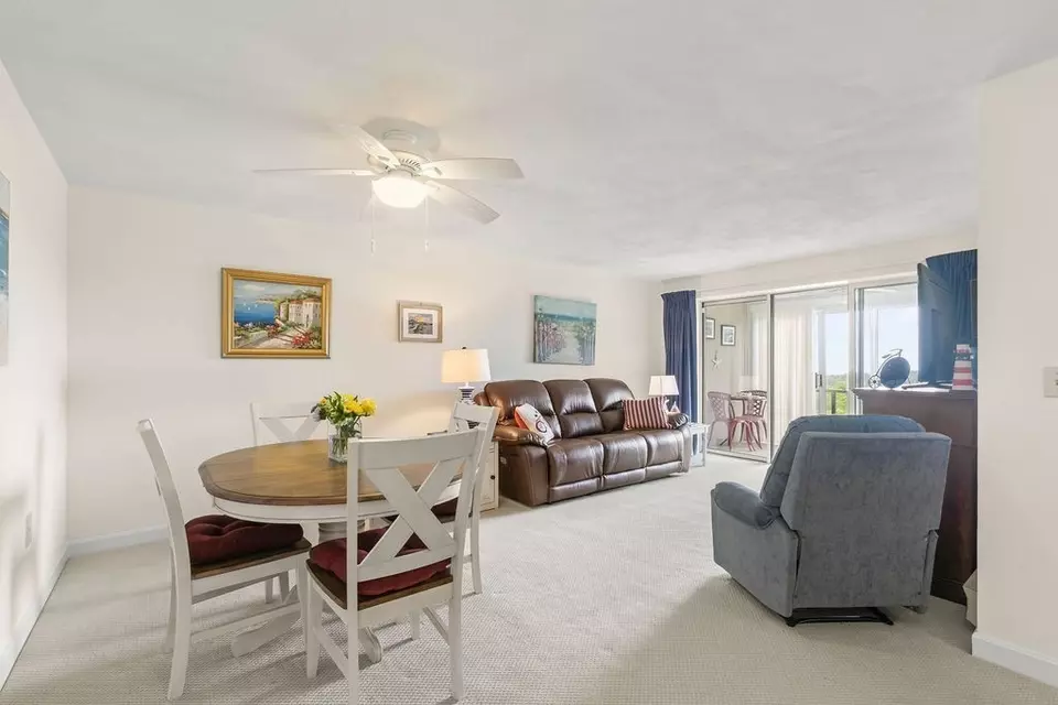 Dining - 66 Highview Dr #66, Sandwich, MA 02563 photo 1 of 4