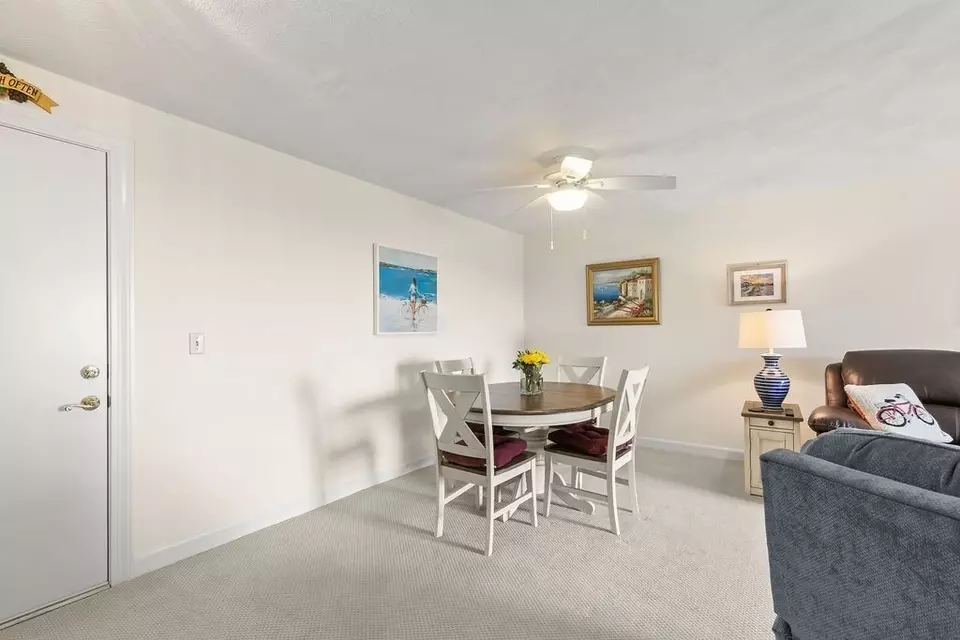 Dining - 66 Highview Dr #66, Sandwich, MA 02563 photo 2 of 4
