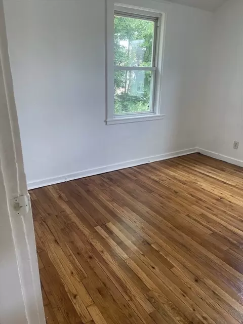 42-46 Baldwin St, Springfield, MA 01104 photo 6
