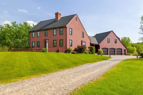318 Sutton St, Uxbridge, MA 01569