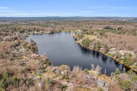 112 Rainbow Dr, Templeton, MA 01468