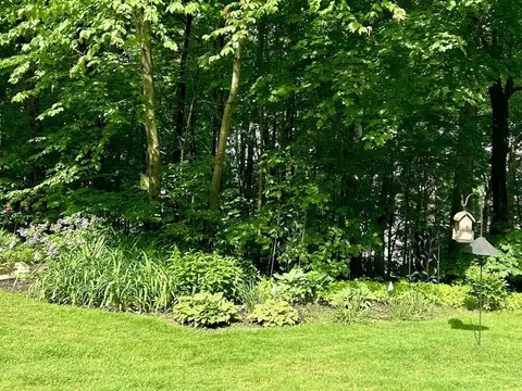 Exterior - 9 Ardlock Pl, Dudley, MA 01571 photo 10 of 10