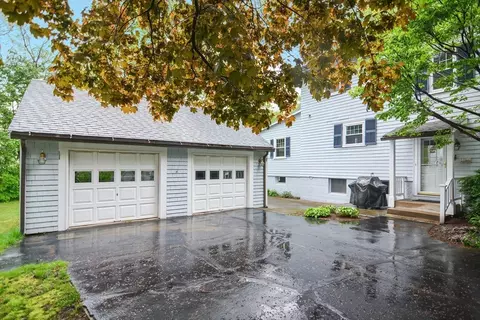 Exterior - 28 Fairview Rd, Needham, MA 02492 photo 2 of 8