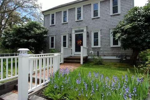 153 Stonehenge Dr, Brewster, MA 02631