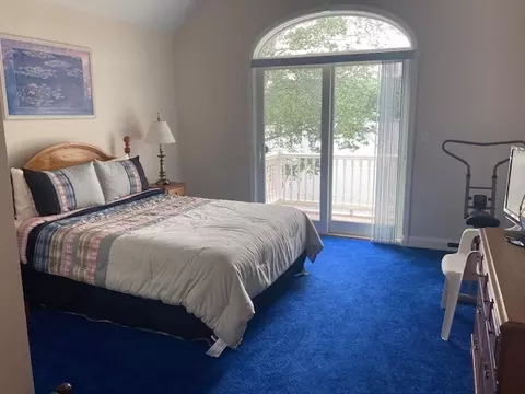 Bedroom - 24 Indian Stone Rd, Phillipston, MA 01331 photo 2 of 6