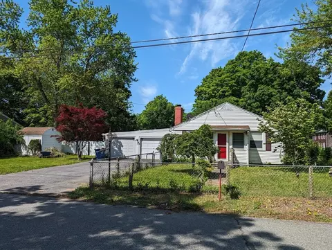 97 Hebron Ave, Seekonk, MA 02771