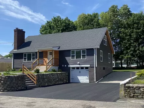 59 Racicot Ave, Webster, MA 01570