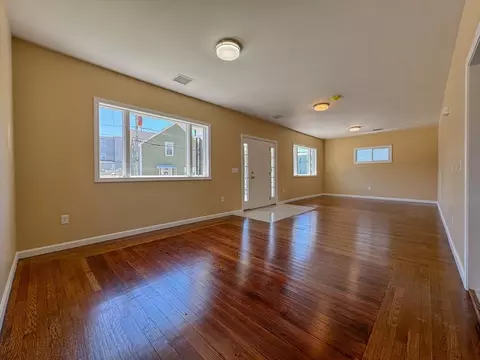 Living - 156 Barnes St, Fall River, MA 02723 photo 1 of 4
