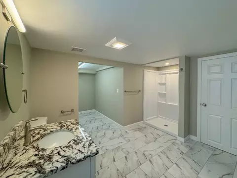 Bath - 156 Barnes St, Fall River, MA 02723 photo 5 of 7