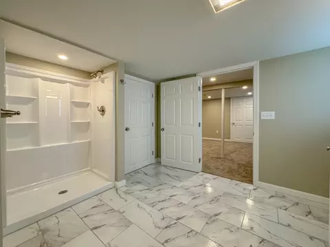 Bath - 156 Barnes St, Fall River, MA 02723 photo 7 of 7