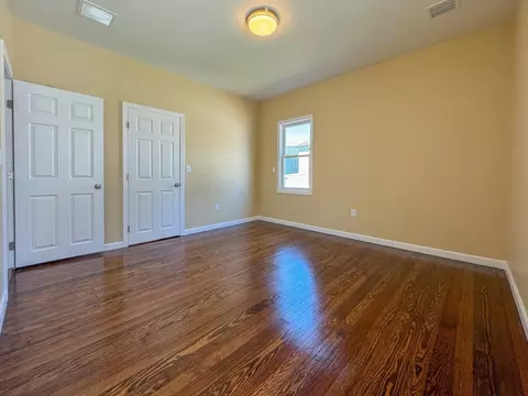 Bedroom - 156 Barnes St, Fall River, MA 02723 photo 2 of 5