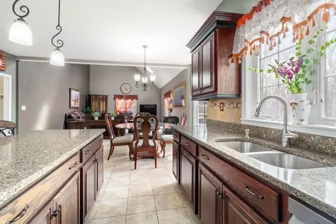 2 Summit Cir, Douglas, MA 01516 photo 9